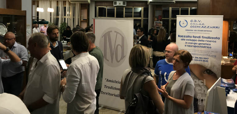 Cena di solidarietà alla Mac